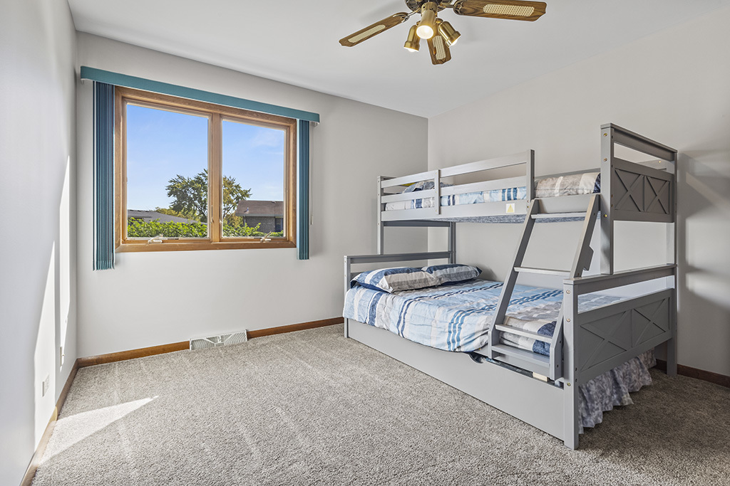 12557 S Mason Avenue, Alsip, IL 60803