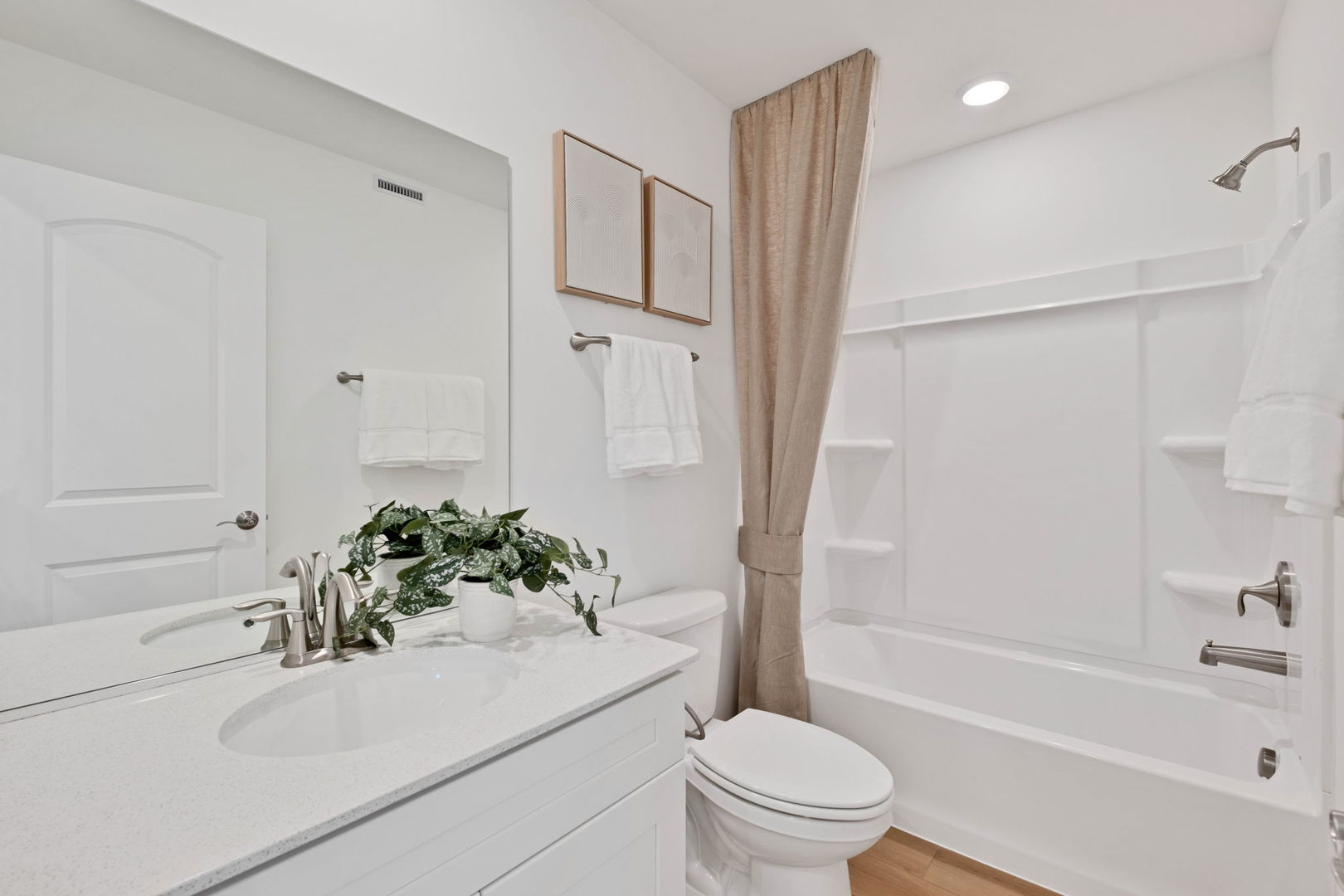 1067 Houston Street #89004, Batavia, IL 60510