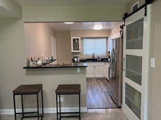 9388 Bay Colony Drive #1S, Des Plaines, IL 60016