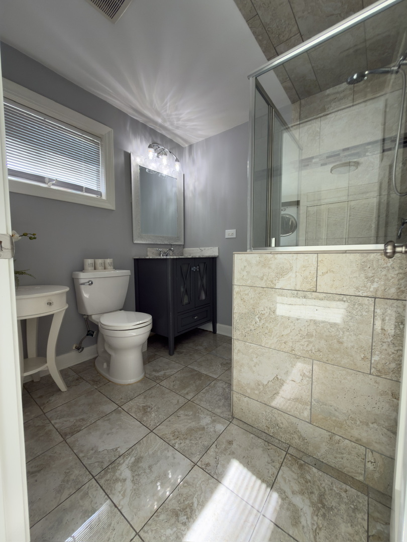 30W165 Estes Street, Naperville, IL 60563