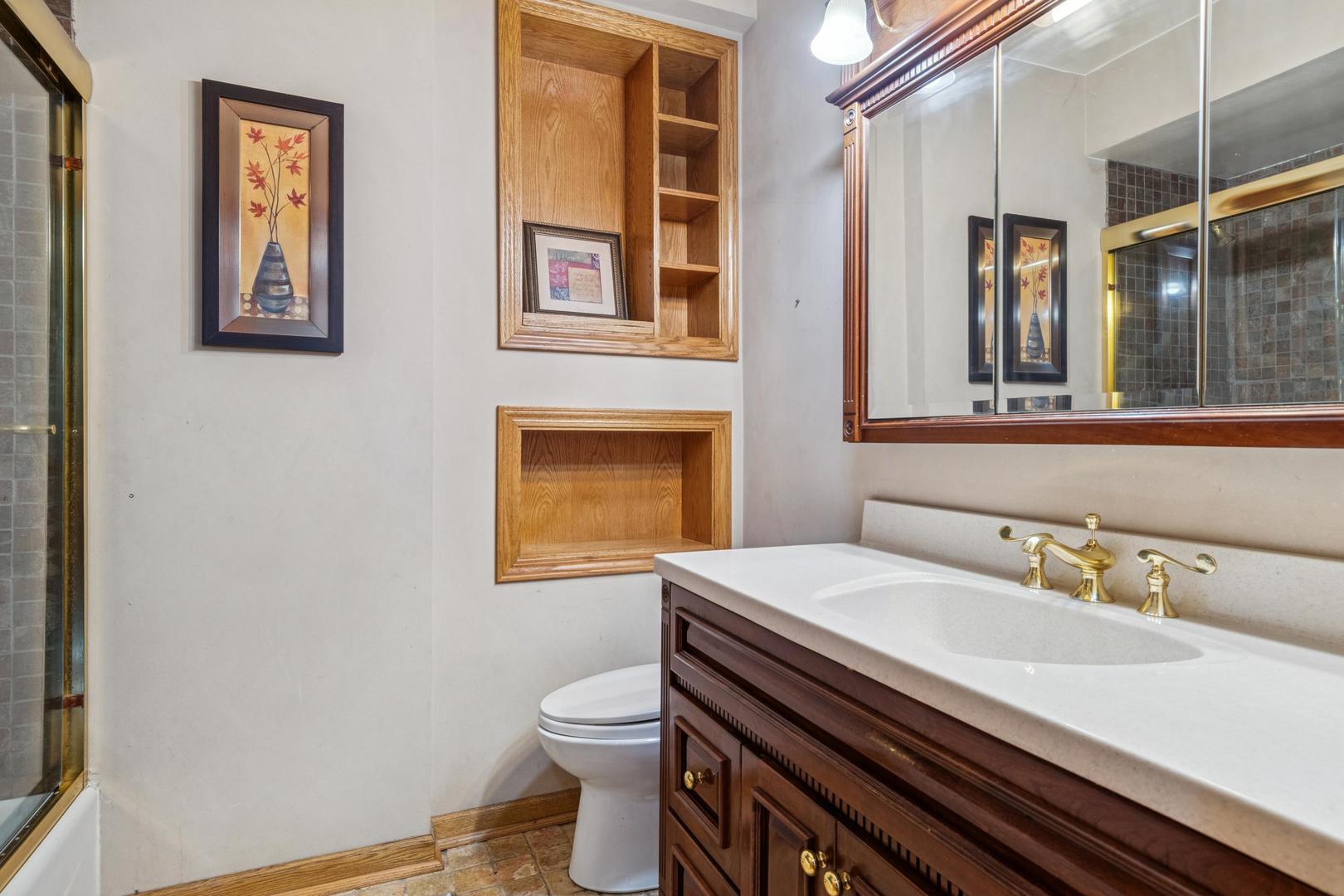 2417 Green Valley Road, Darien, IL 60561