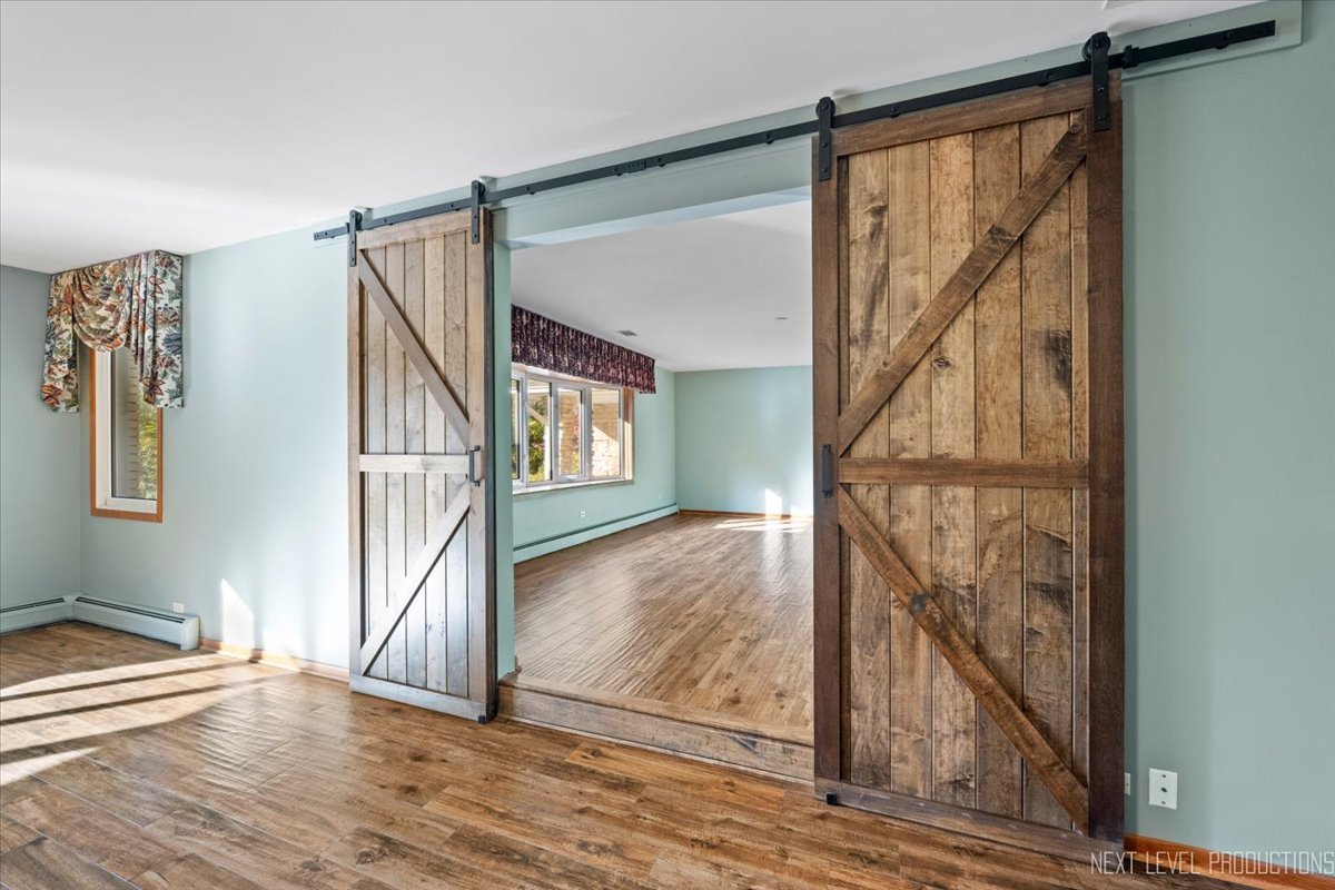 49W794 Lenschow Road, Sycamore, IL 60178