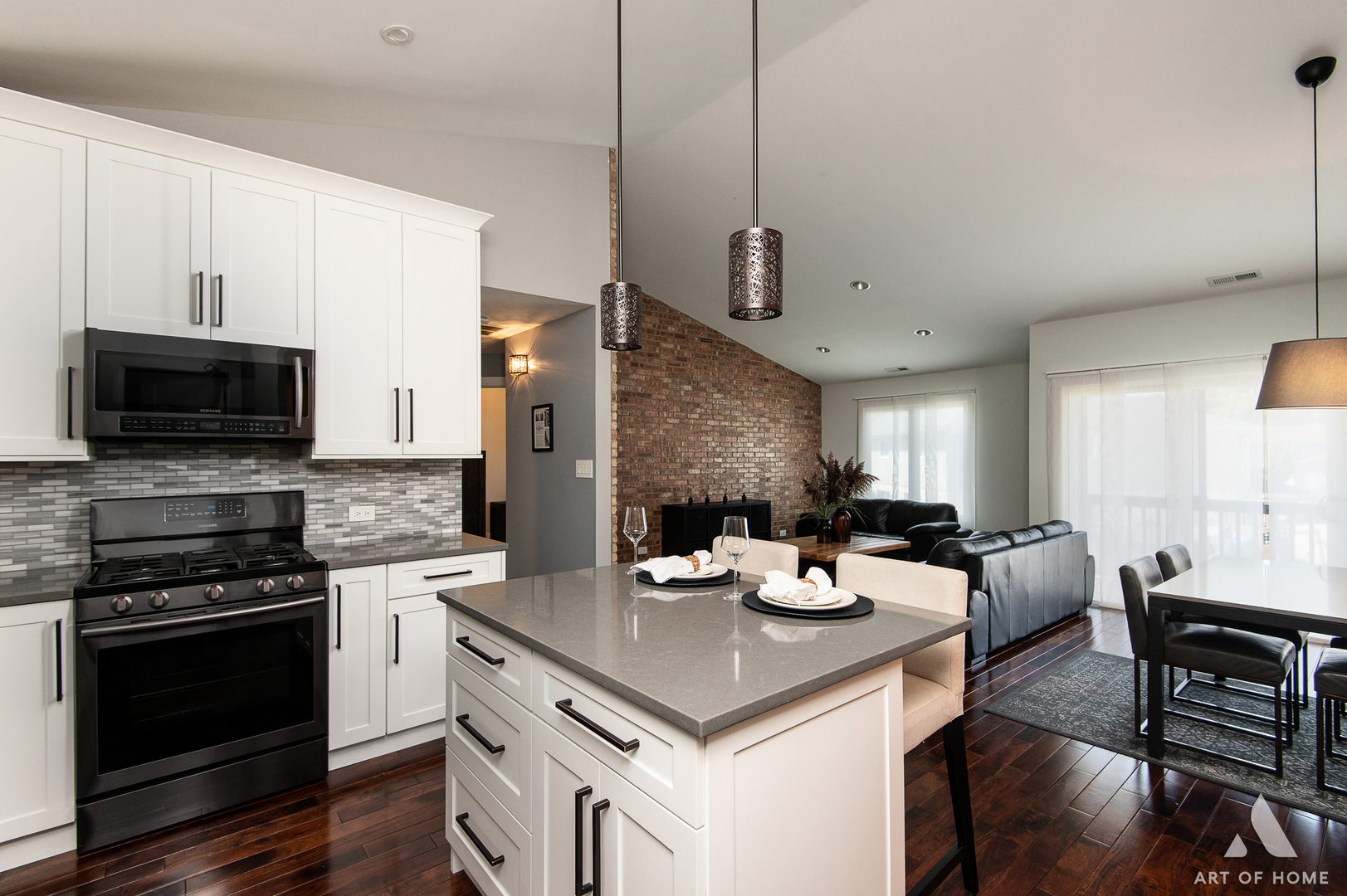 10820 Kathleen Court #D, Palos Hills, IL 60465