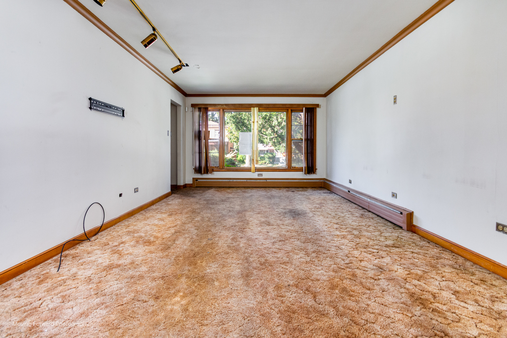 9137 S Justine Street, Chicago, IL 60620