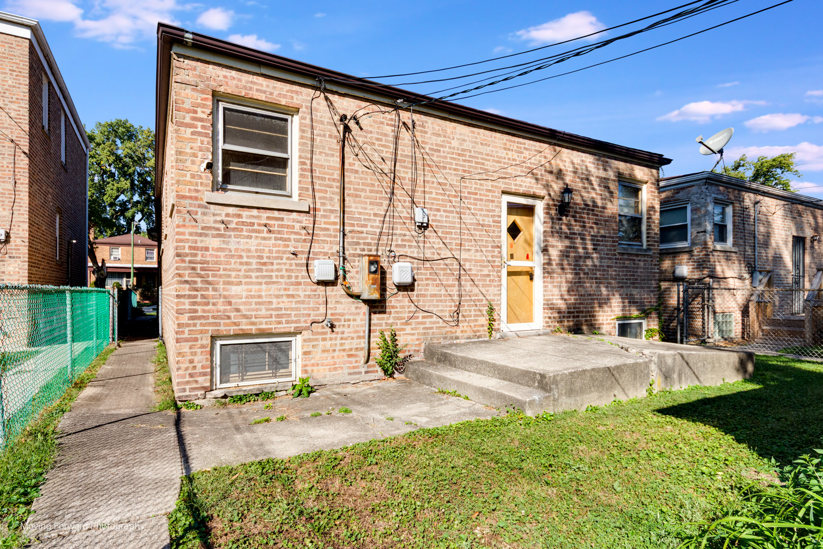 9137 S Justine Street, Chicago, IL 60620