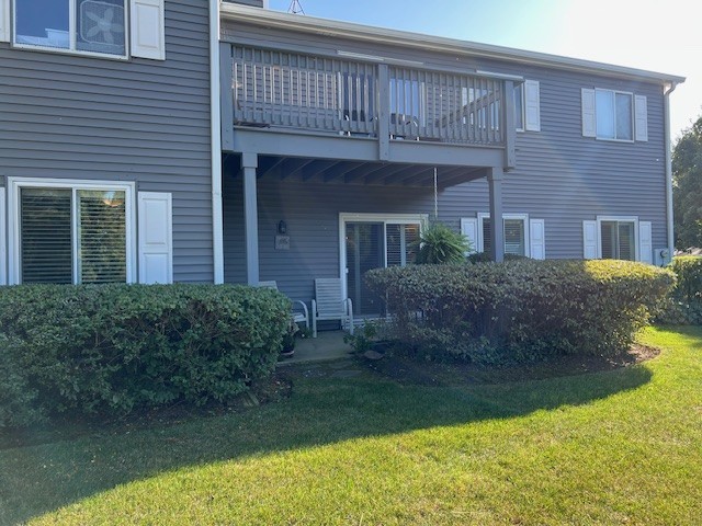 225 Hampshire Court #101-A1, Naperville, IL 60565