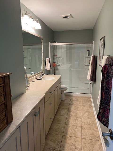 225 Hampshire Court #101-A1, Naperville, IL 60565