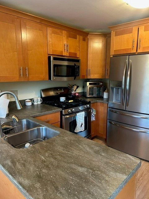 225 Hampshire Court #101-A1, Naperville, IL 60565