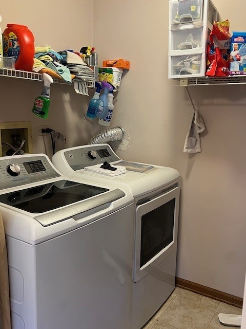 225 Hampshire Court #101-A1, Naperville, IL 60565