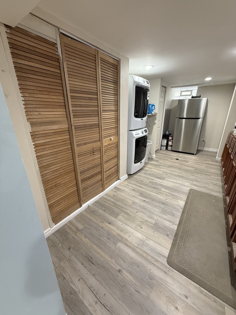 9204 S Sacramento Avenue, Evergreen Park, IL 60805