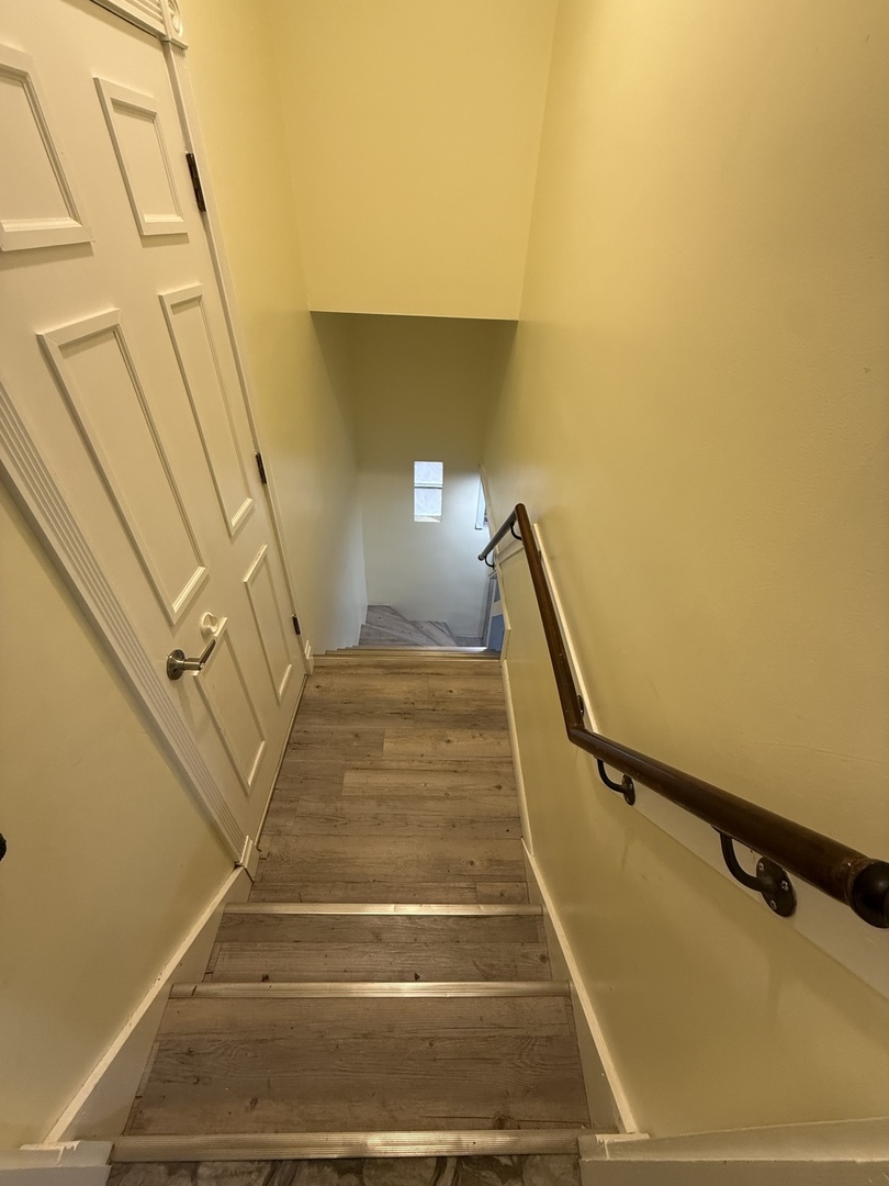 9204 S Sacramento Avenue, Evergreen Park, IL 60805