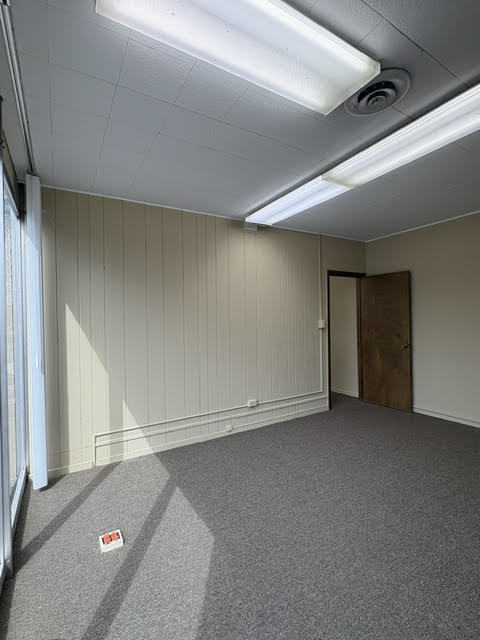 2630 Flossmoor Road, Flossmoor, IL 60422