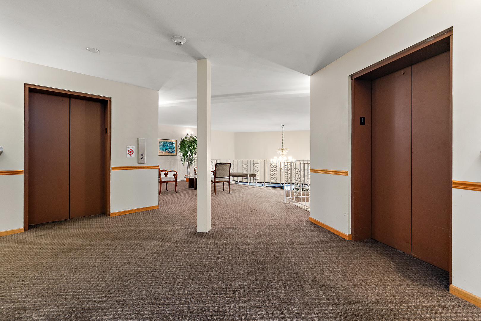 9820 S Pulaski Avenue #111, Oak Lawn, IL 60453