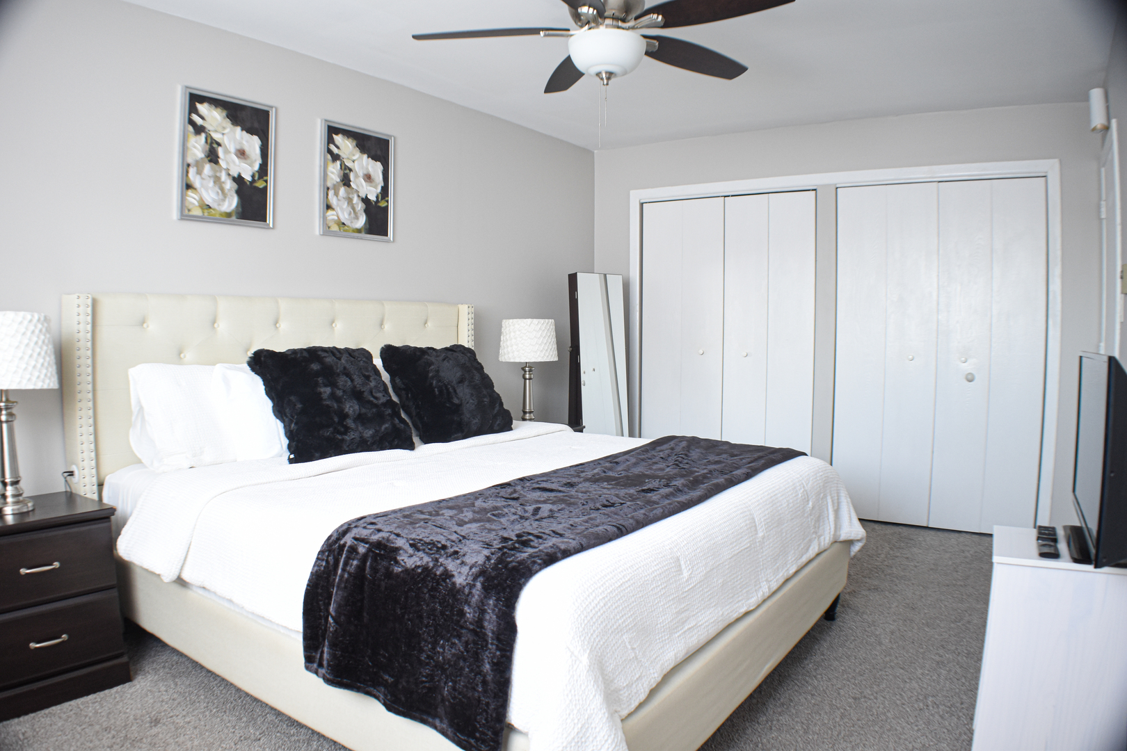 9072 Archer Avenue #E, Willow Springs, IL 60480