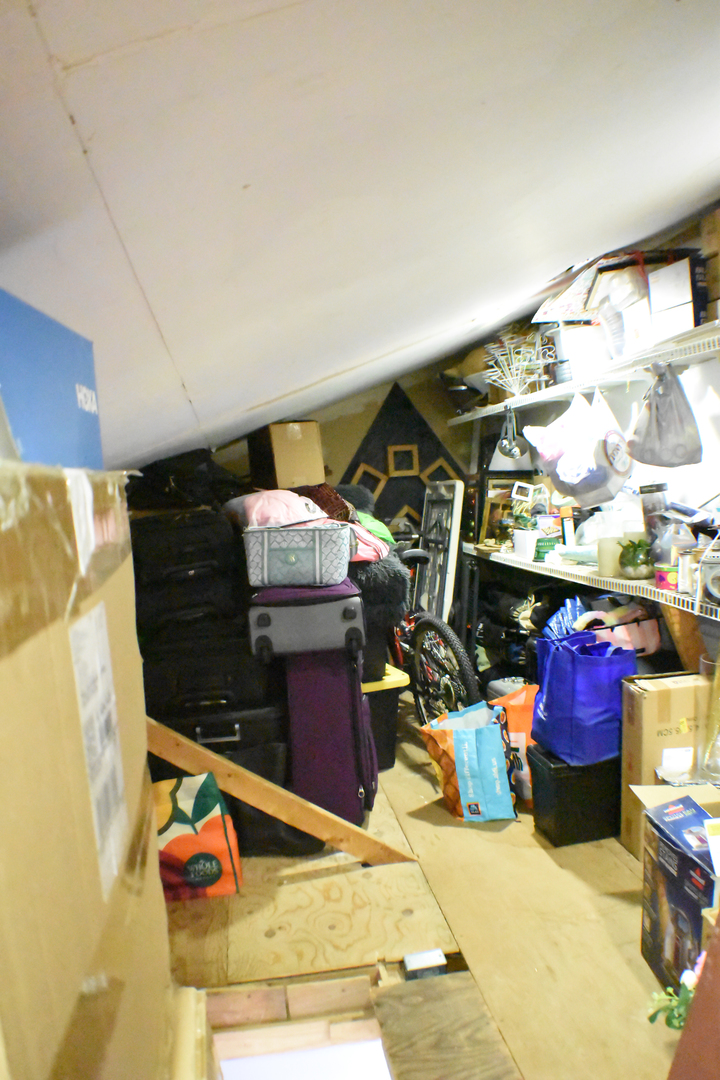 9072 Archer Avenue #E, Willow Springs, IL 60480