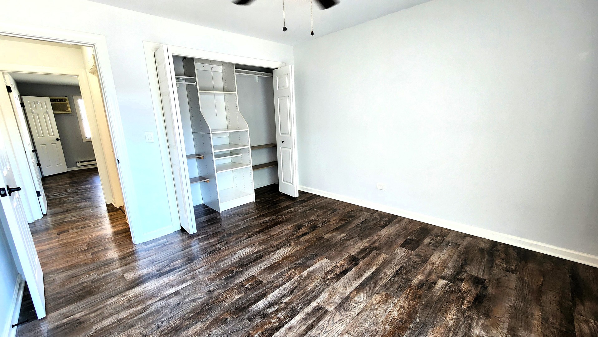 161 N Waters Edge Drive #202, Glendale Heights, IL 60139