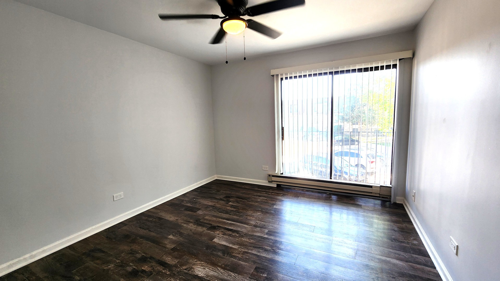 161 N Waters Edge Drive #202, Glendale Heights, IL 60139