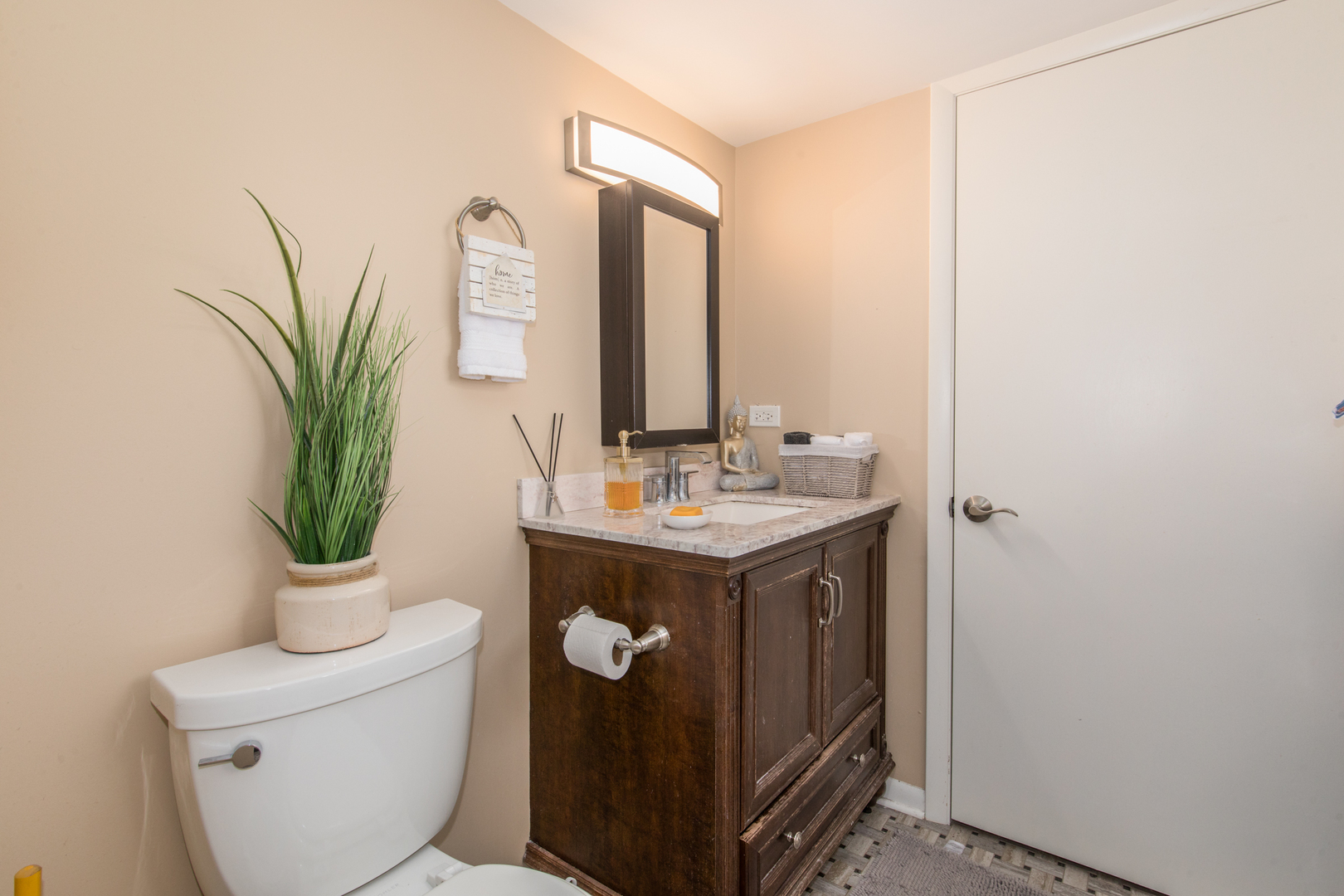 776 N Northwest Highway, Park Ridge, IL 60068