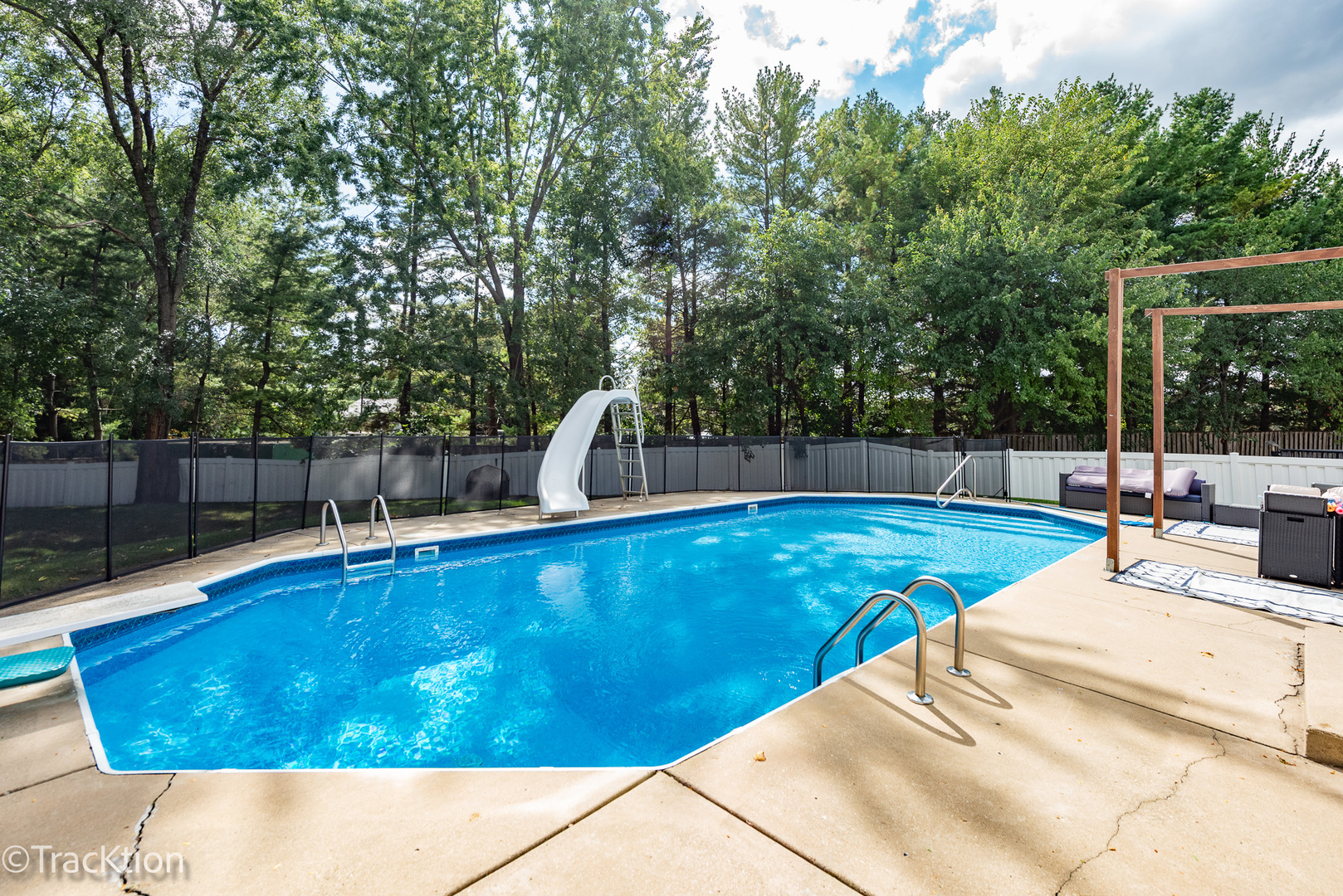 2585 Autumn Grove Court, Aurora, IL 60504