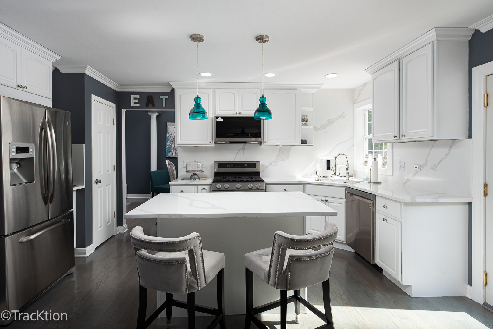 2585 Autumn Grove Court, Aurora, IL 60504