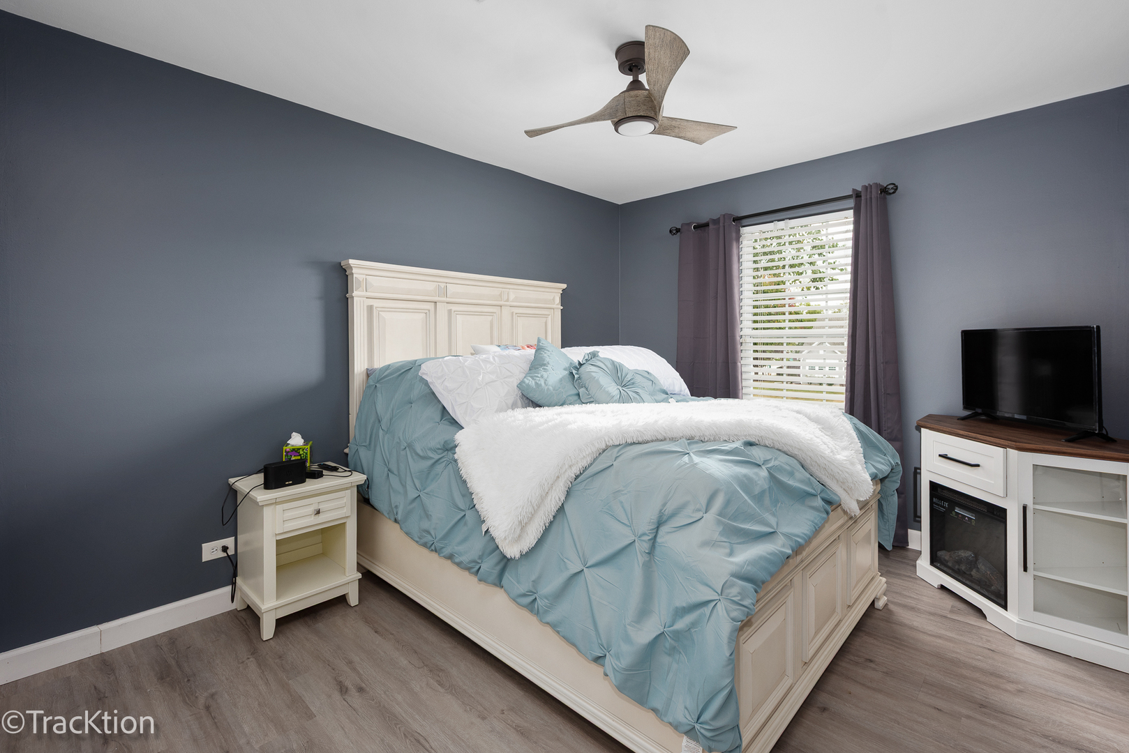 2585 Autumn Grove Court, Aurora, IL 60504