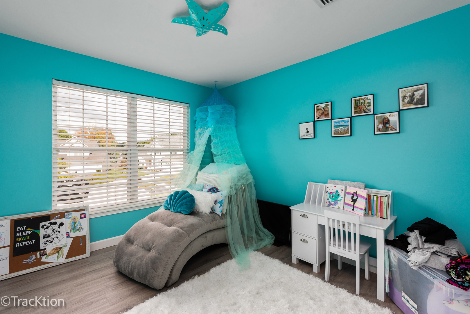 2585 Autumn Grove Court, Aurora, IL 60504