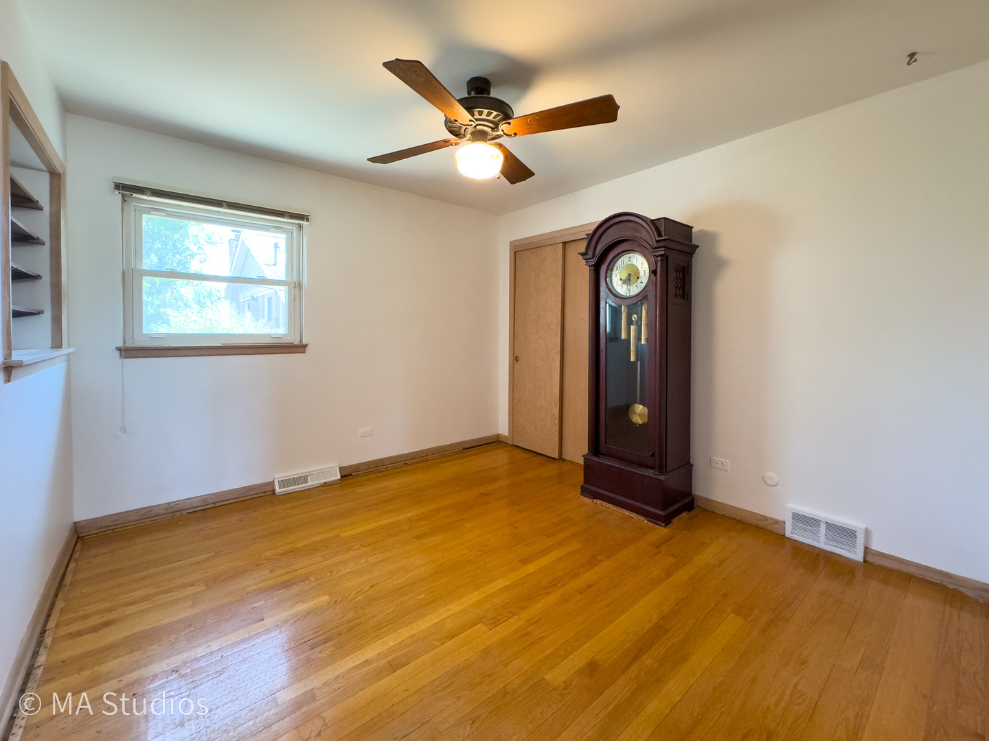 8636 40th Street, Lyons, IL 60534
