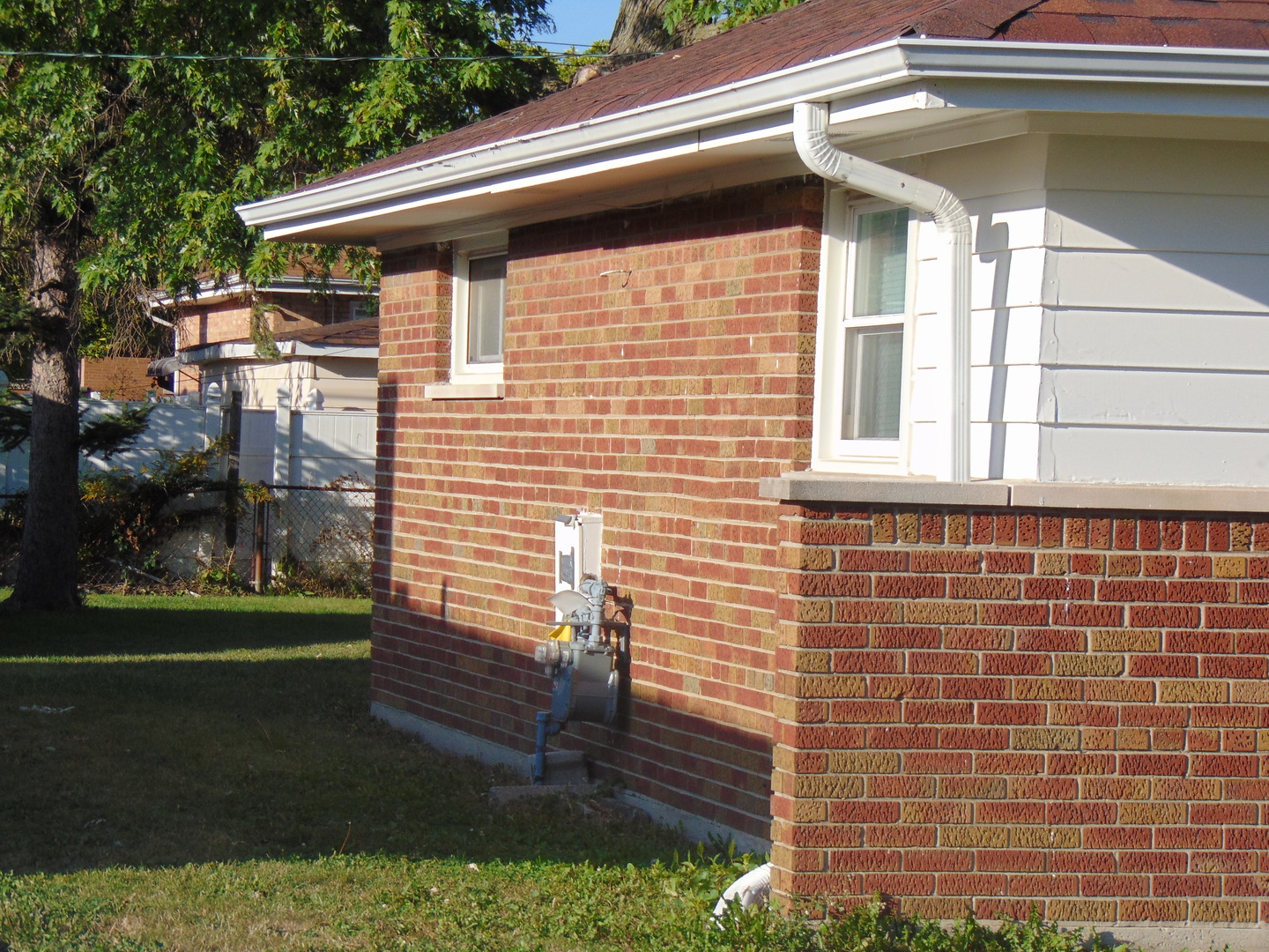 672 E 155th Street, South Holland, IL 60473