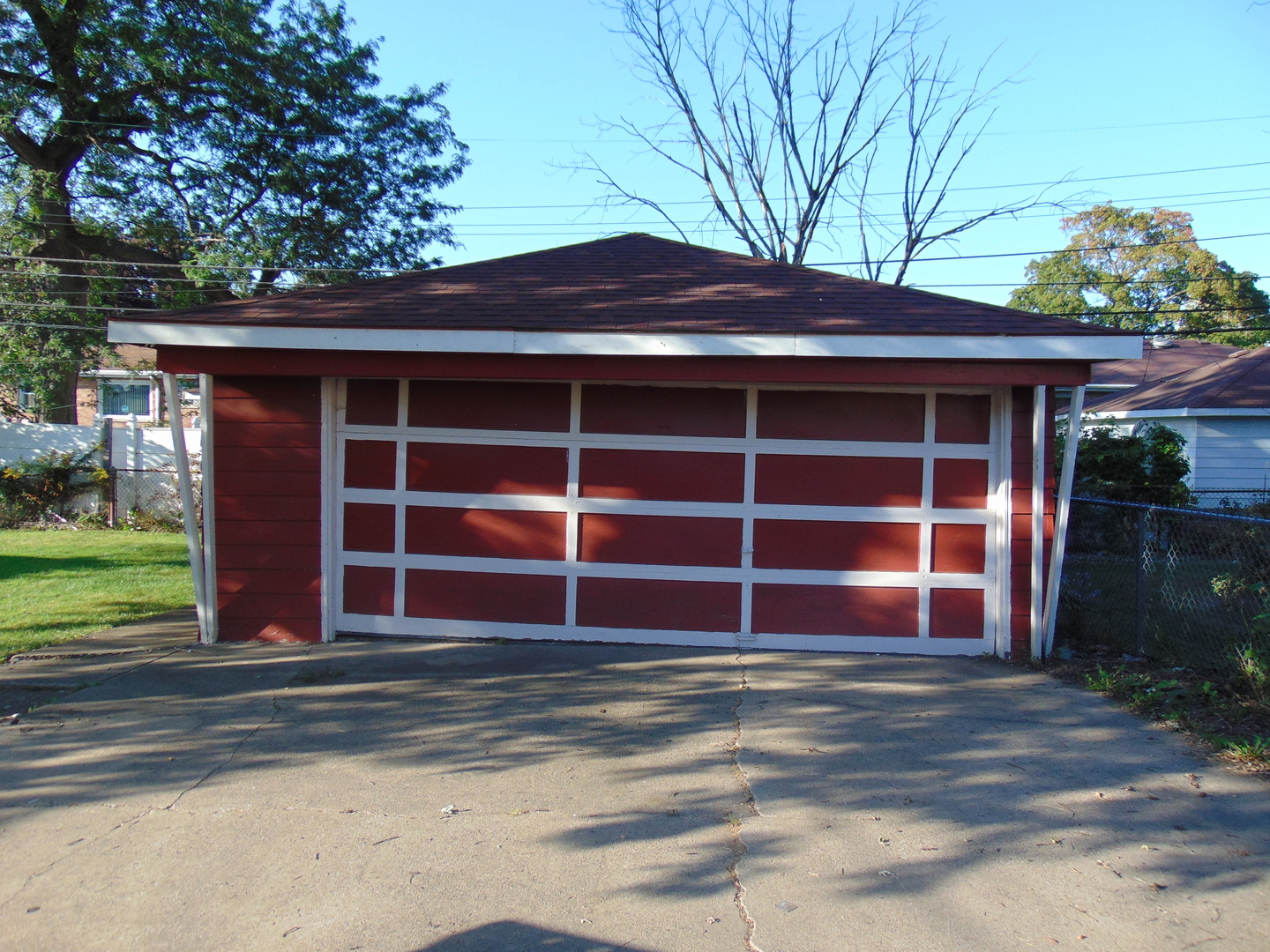 672 E 155th Street, South Holland, IL 60473