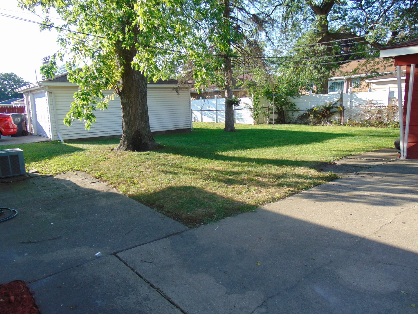 672 E 155th Street, South Holland, IL 60473