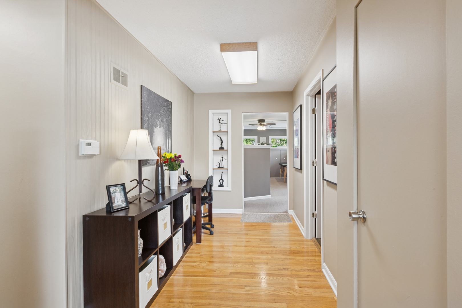 229 W Ogden Avenue, Naperville, IL 60563