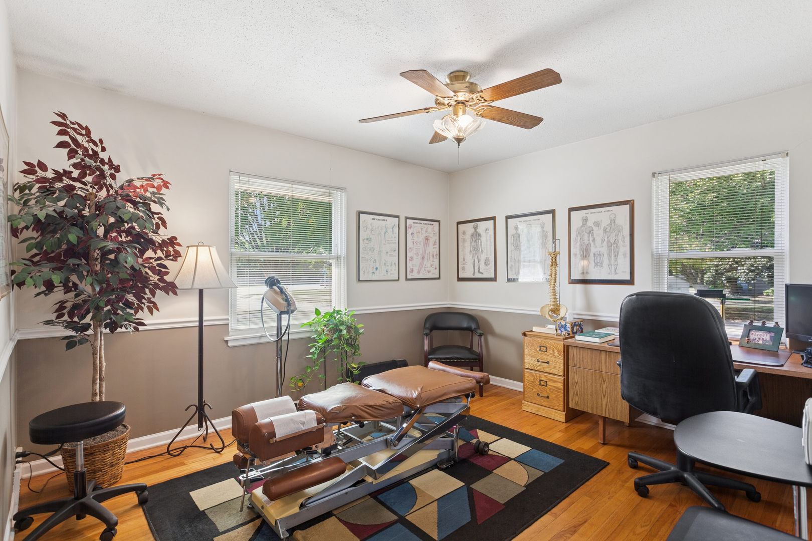 229 W Ogden Avenue, Naperville, IL 60563