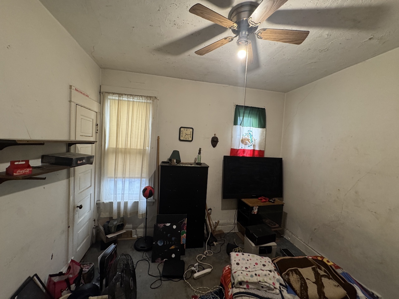 6065 N Hermitage Avenue, Chicago, IL 60660