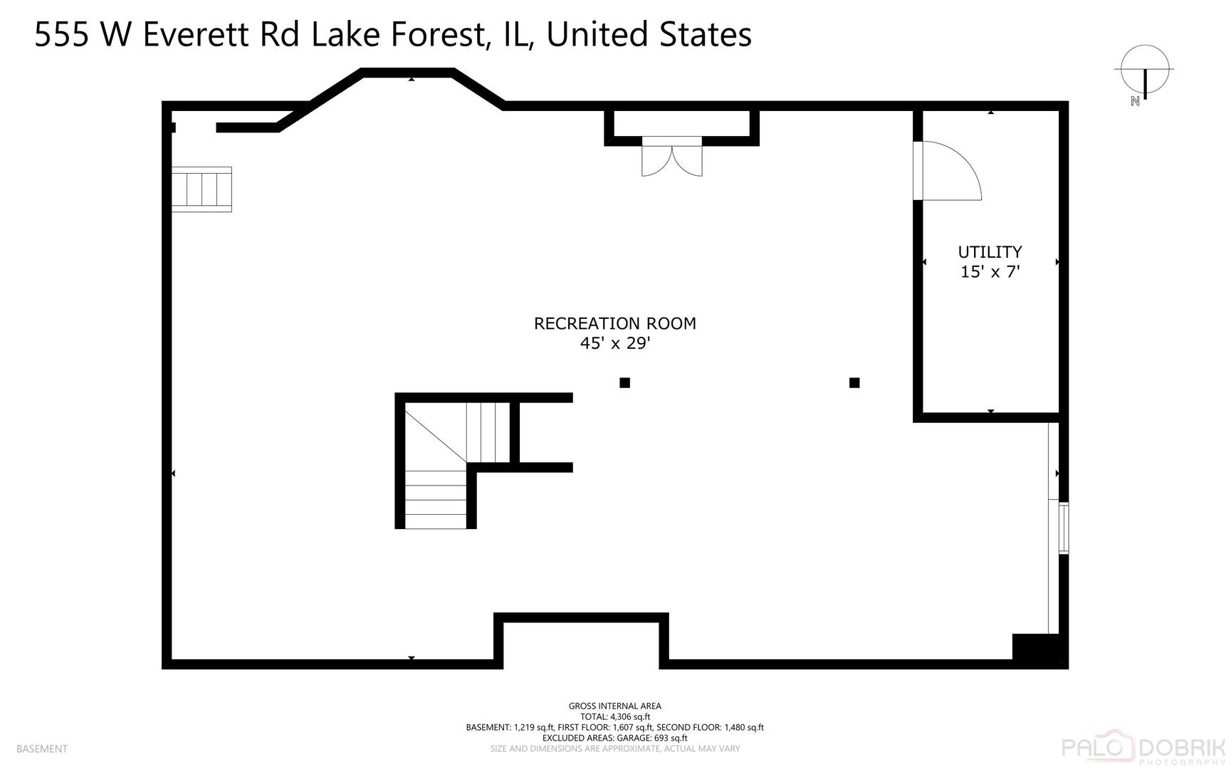 555 W Everett Road, Lake Forest, IL 60045