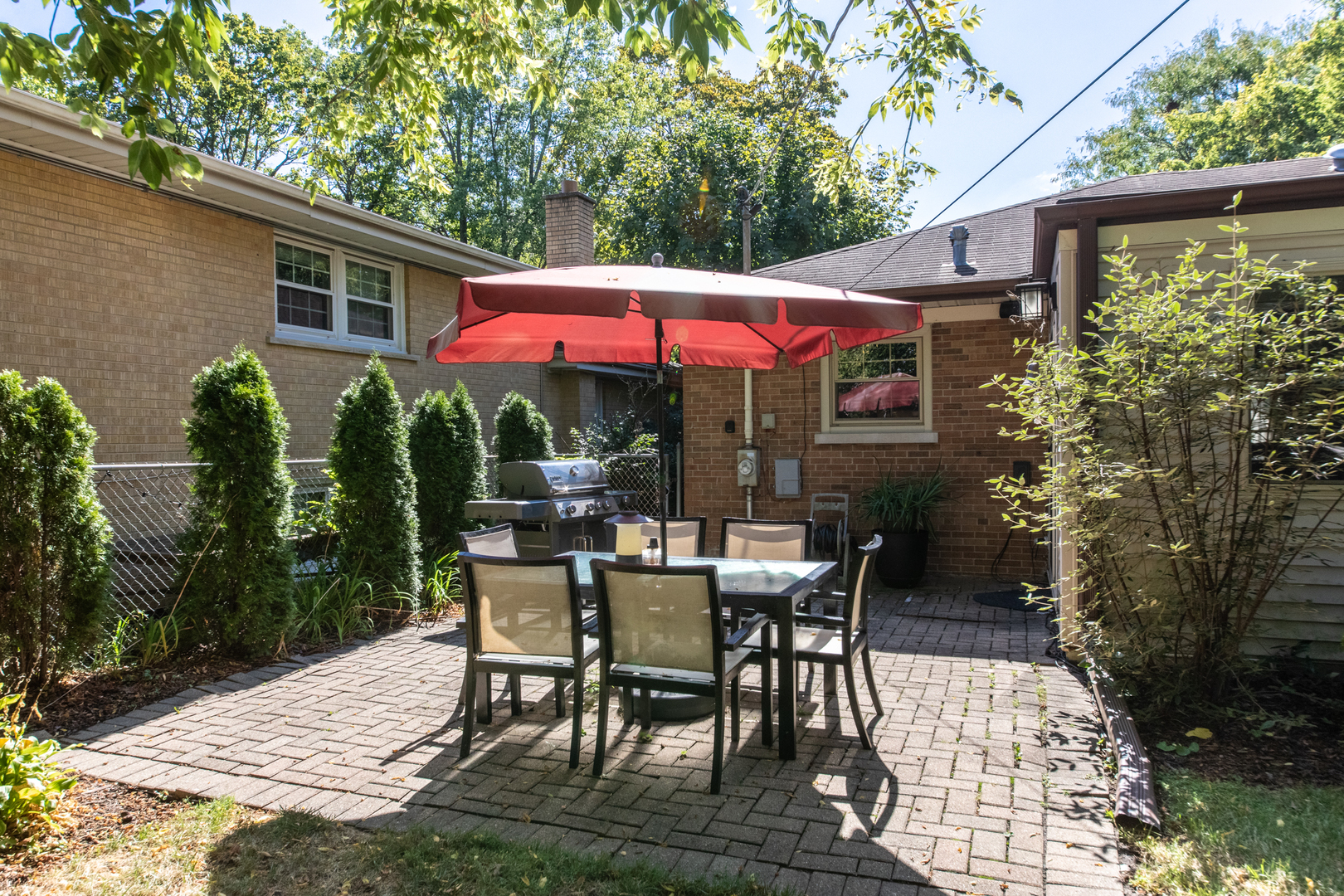 240 E Sibley Street, Park Ridge, IL 60068