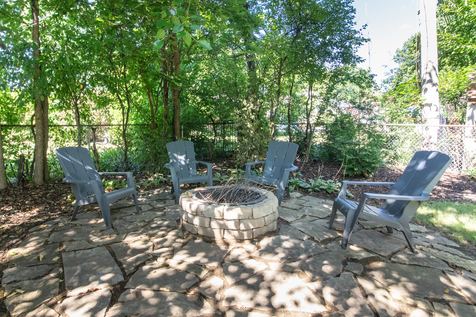 240 E Sibley Street, Park Ridge, IL 60068