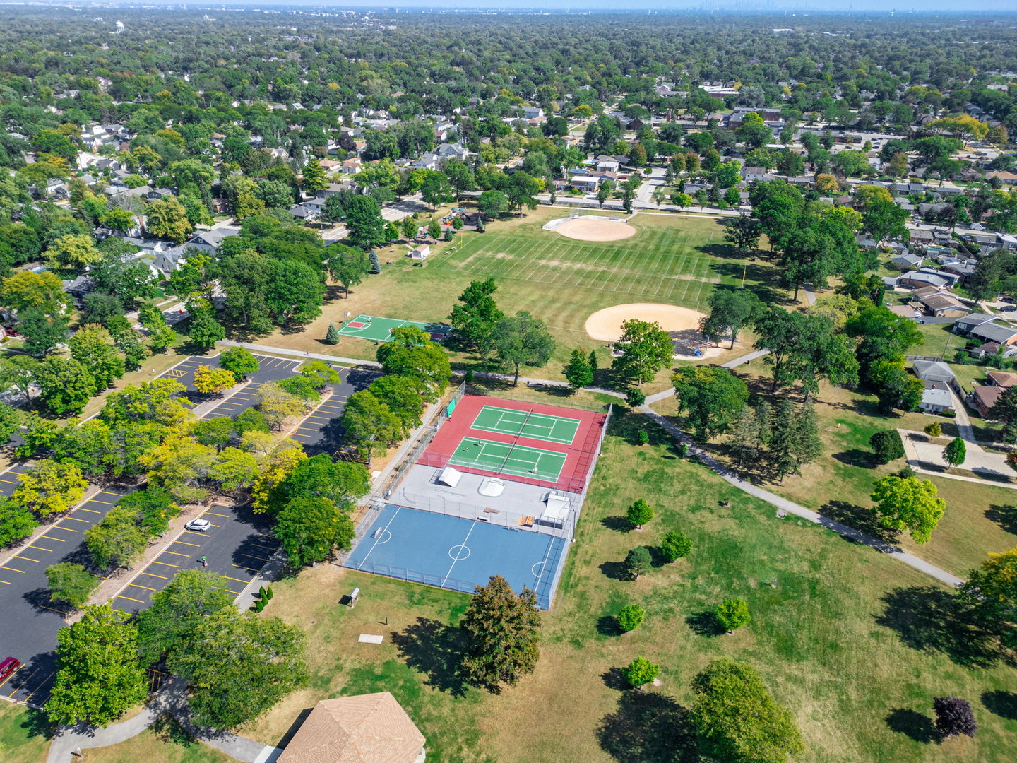 616 S Ahrens Avenue, Lombard, IL 60148