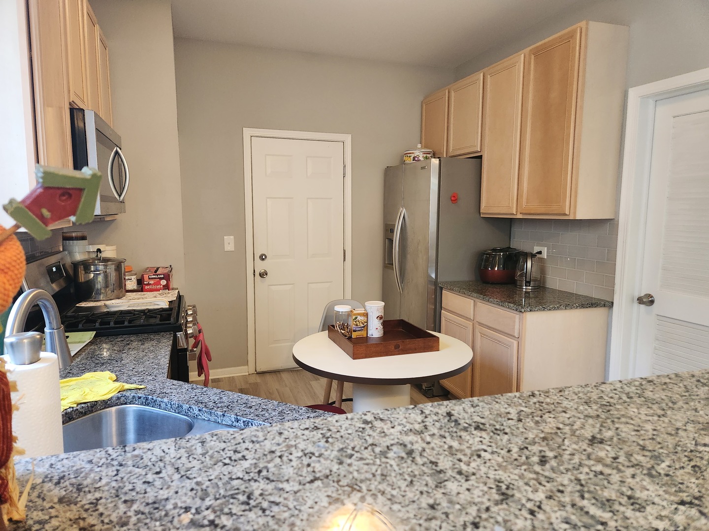 710 Mill Circle #101, Wheeling, IL 60090