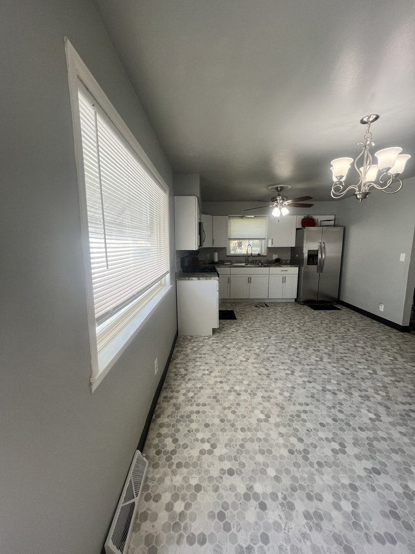 2202 Tamarack Drive, Joliet, IL 60432