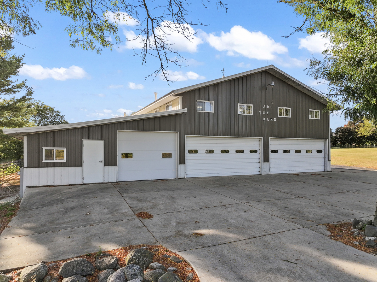 5N754 IL Route 31 Highway, St. Charles, IL 60175