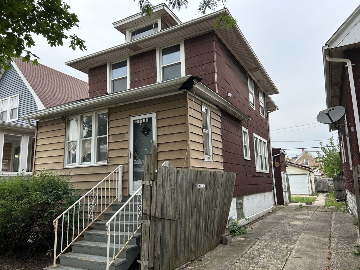 5016 W 23RD Street, Cicero, IL 60804