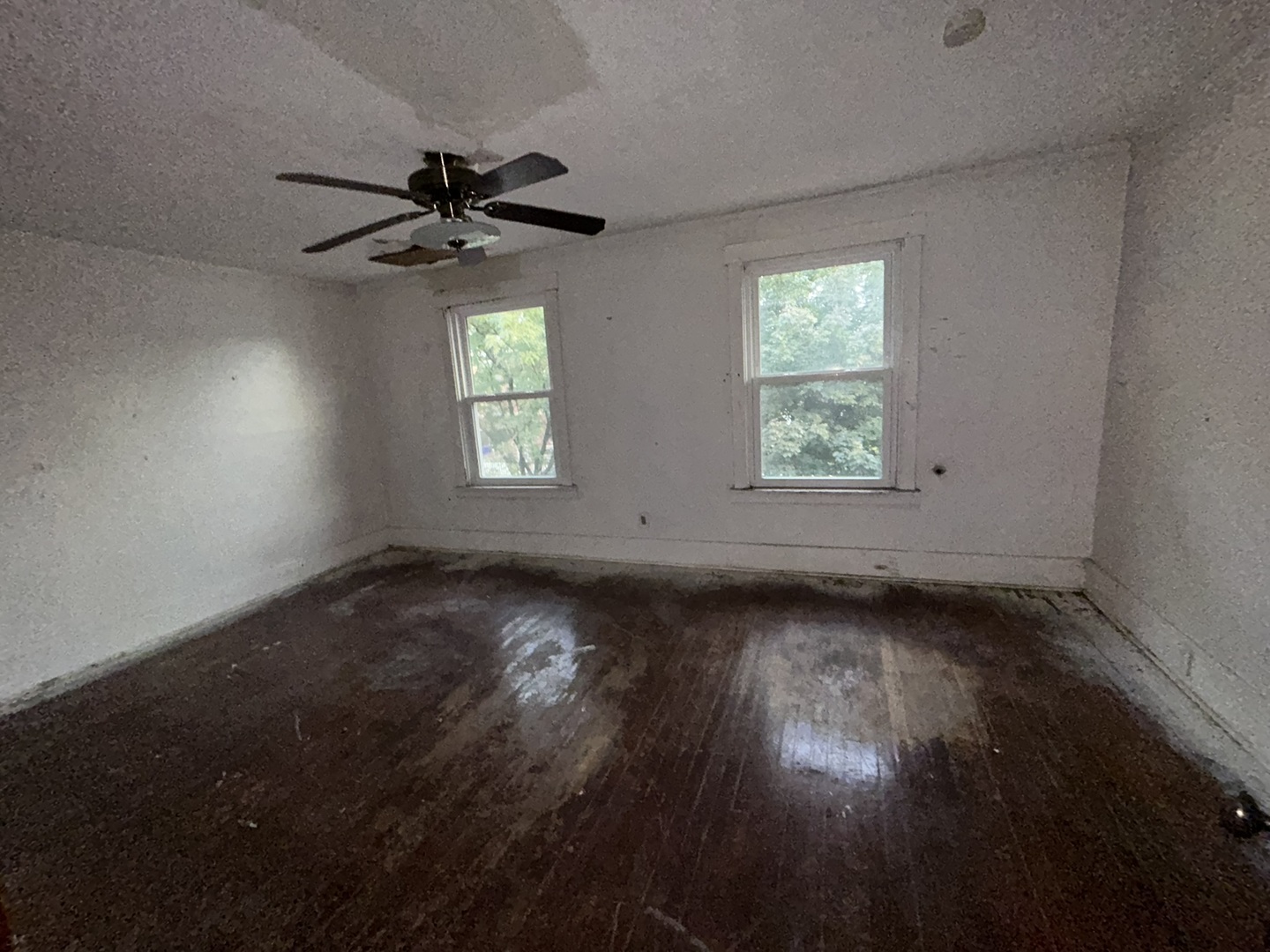 5016 W 23RD Street, Cicero, IL 60804