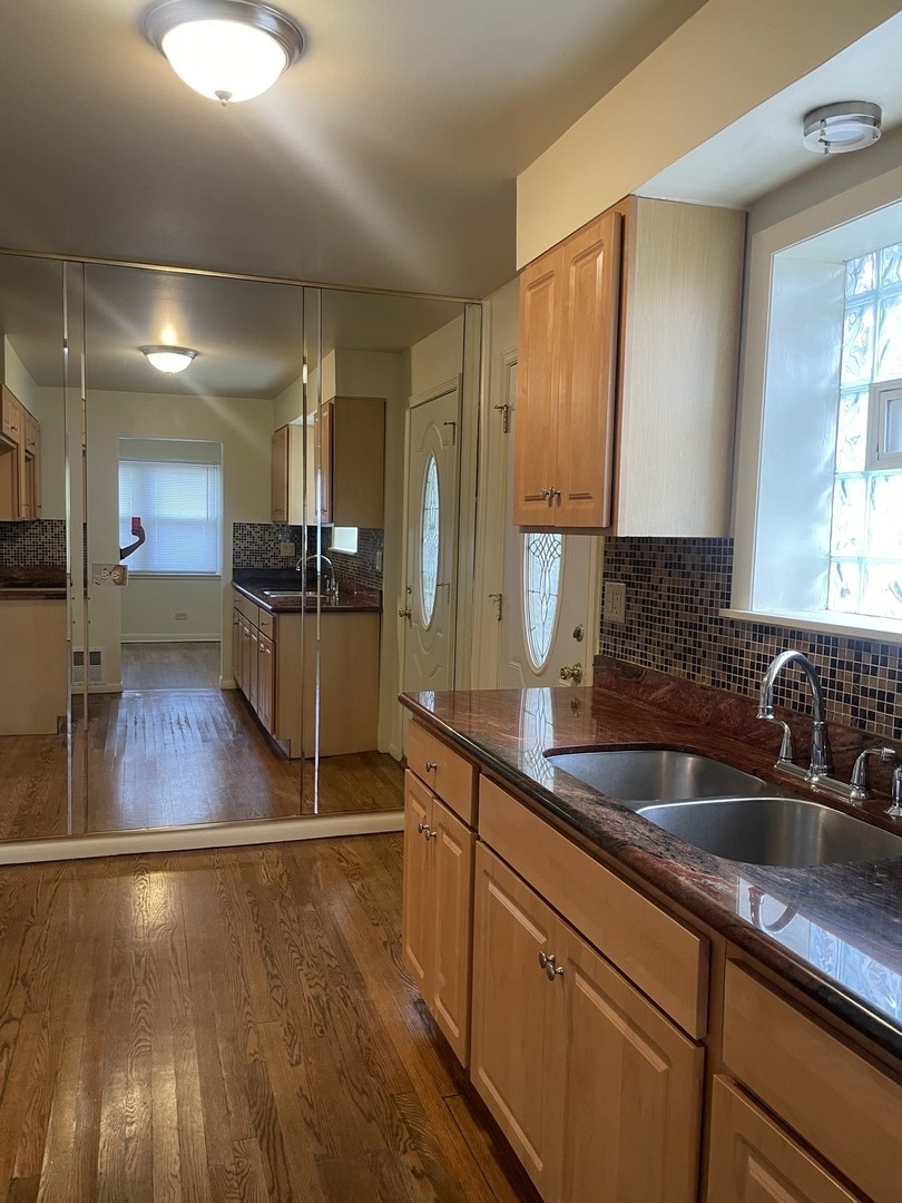 3011 140th Place, Blue Island, IL 60406