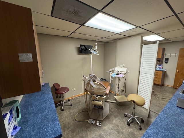 3587 Hennepin Drive, Joliet, IL 60431