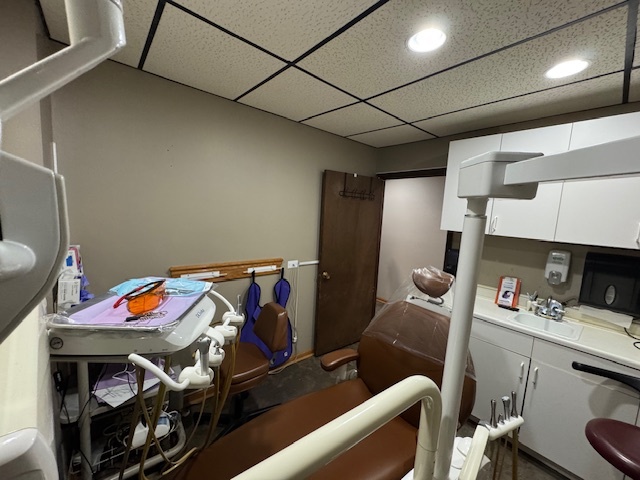 3587 Hennepin Drive, Joliet, IL 60431