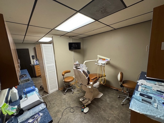 3587 Hennepin Drive, Joliet, IL 60431