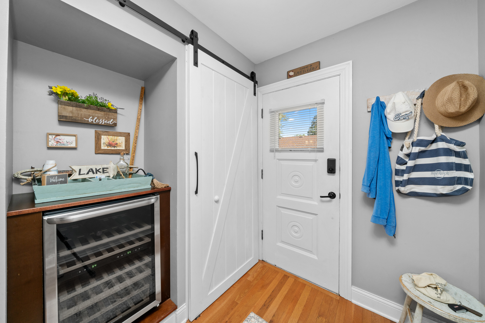 811 Lake Holiday Drive, Lake Holiday, IL 60548