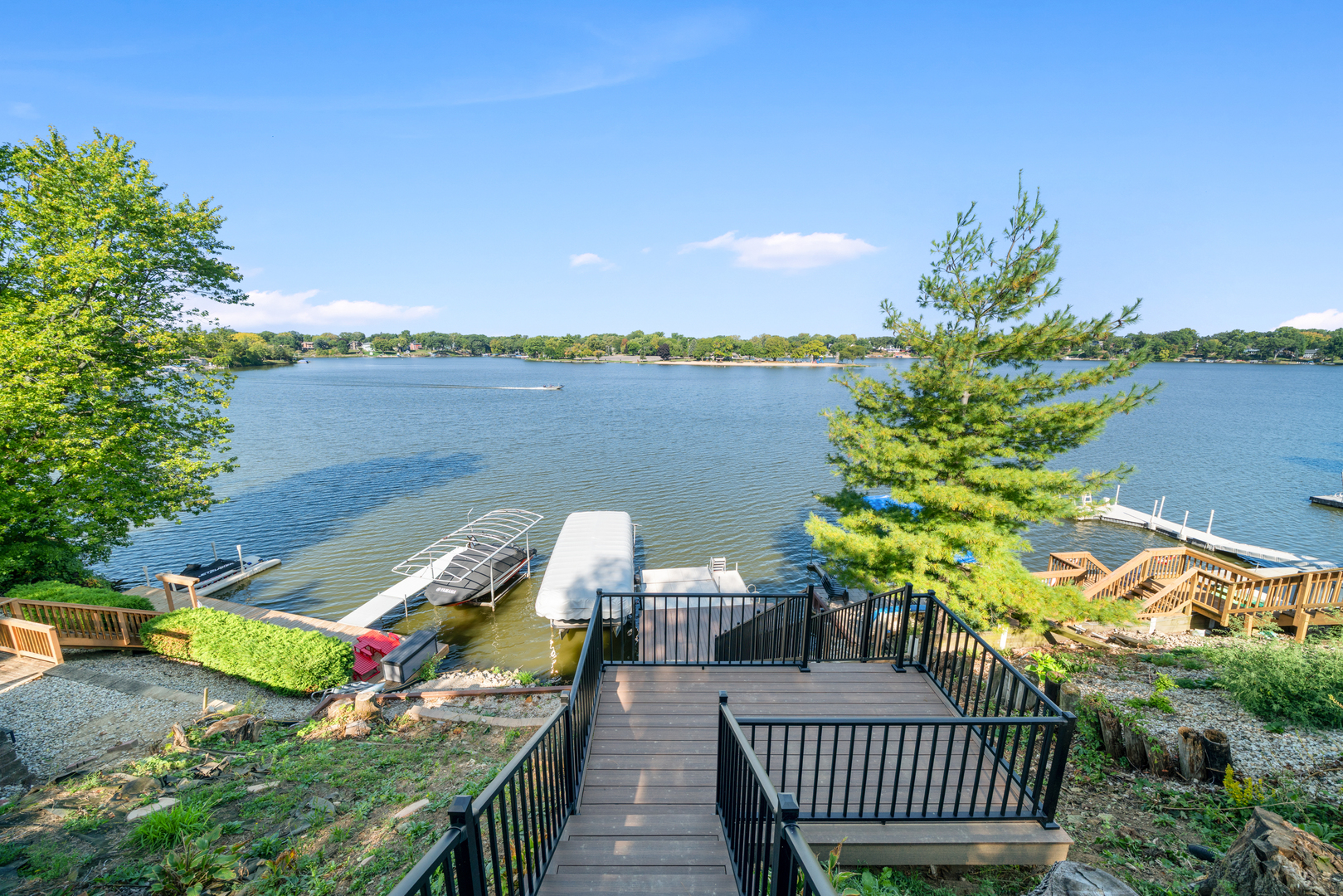 811 Lake Holiday Drive, Lake Holiday, IL 60548
