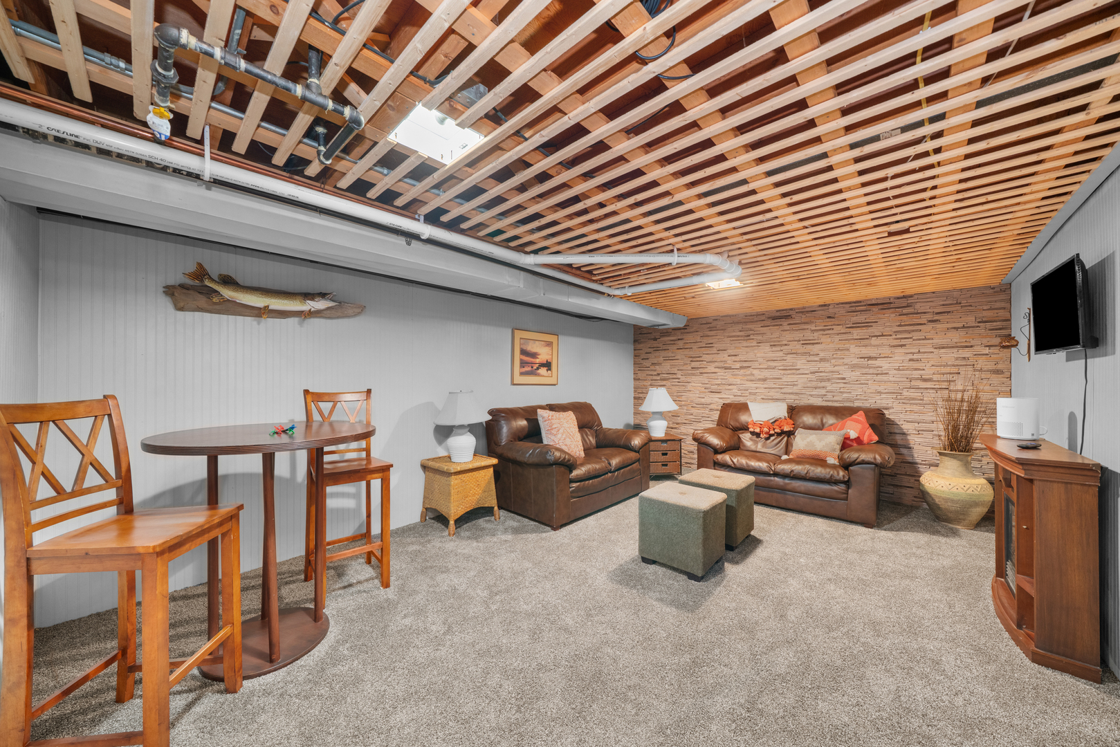 811 Lake Holiday Drive, Lake Holiday, IL 60548