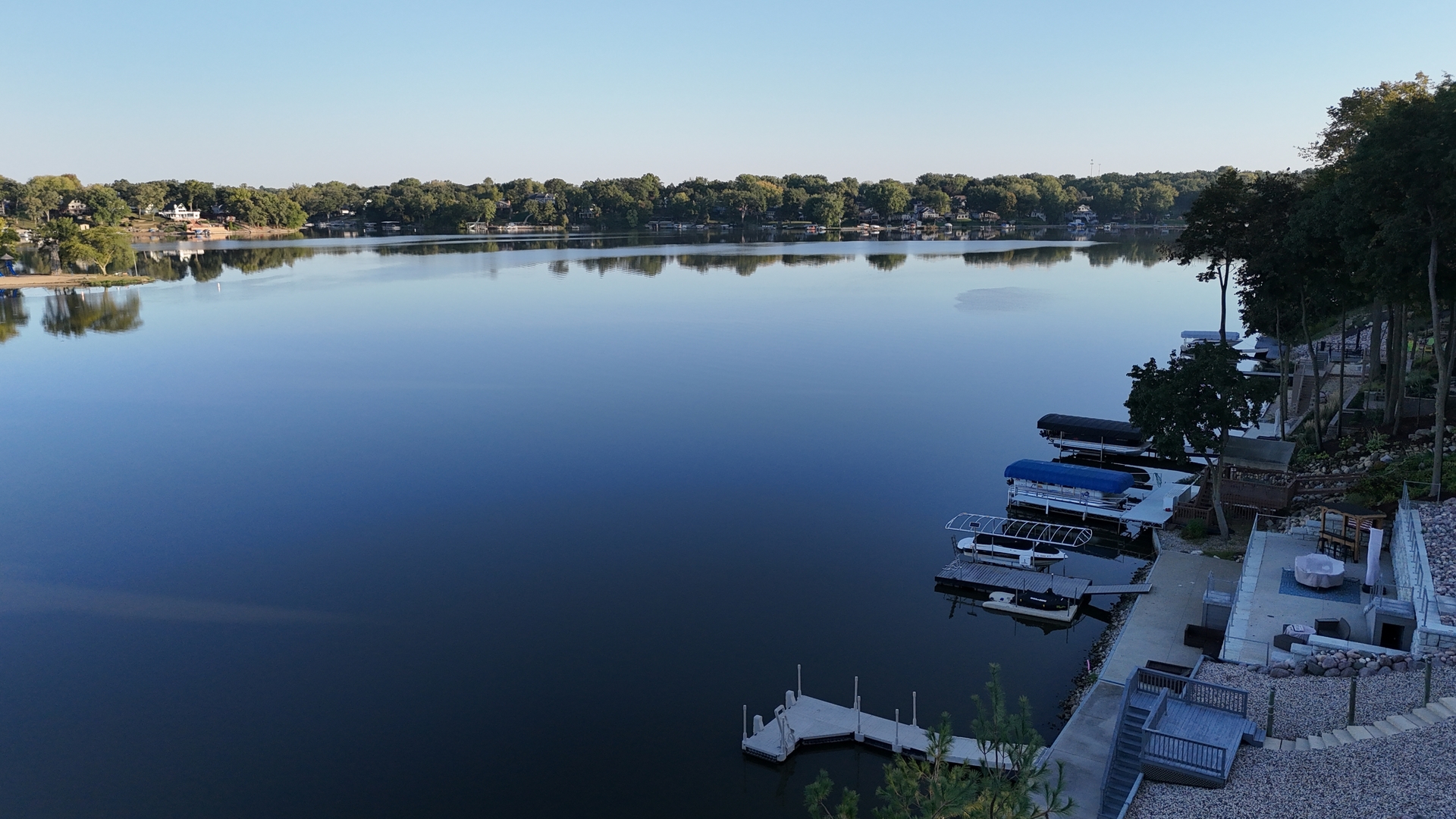 811 Lake Holiday Drive, Lake Holiday, IL 60548